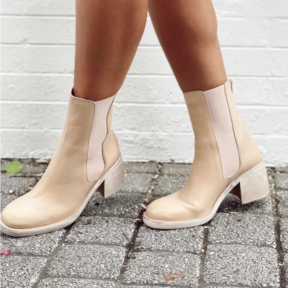 Free People Essential Chelsea Boots